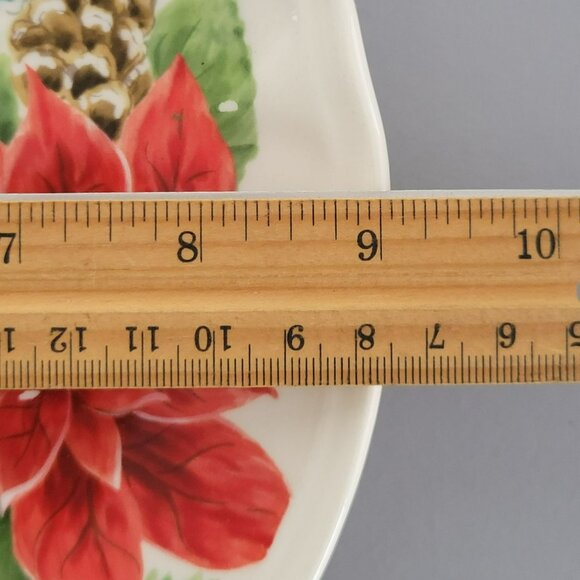 Winter Poinsettia Salad Plate, Set of 2, Cabin in Snow, Pinecone & Floral Design - Picture 10 of 10